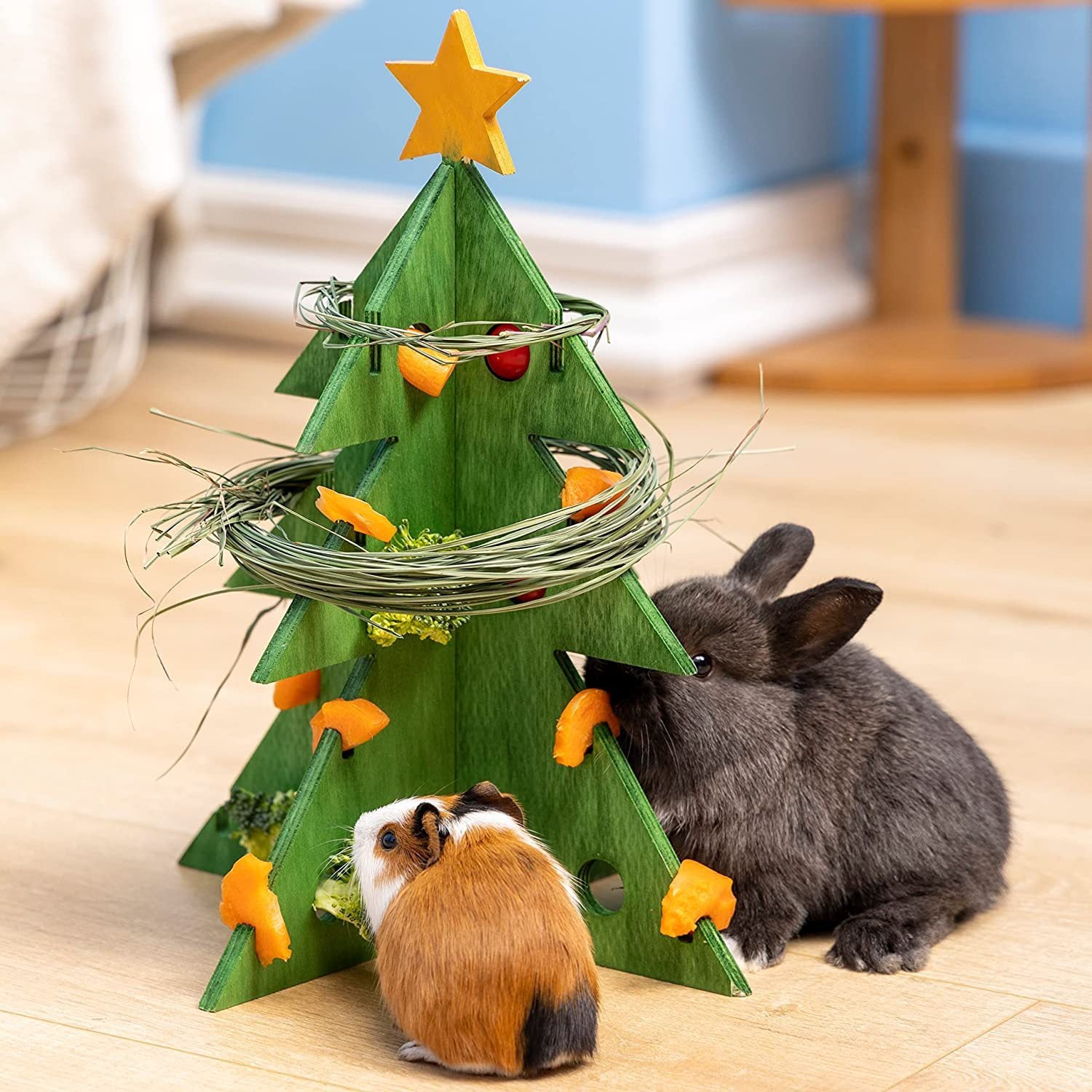 Christmas Tree Rabbit Feeder Wooden Guinea
