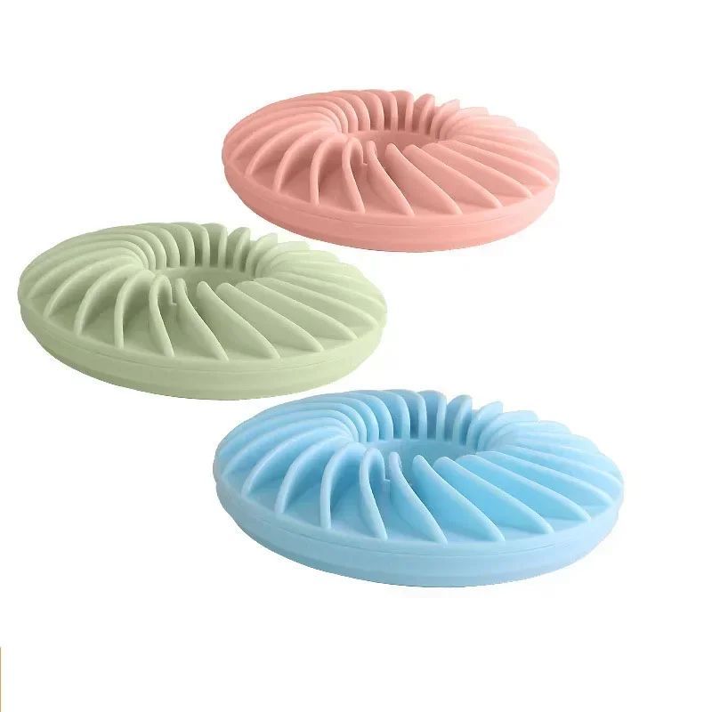 Soft Round TPR Leakage Food Pet Toy Interactive