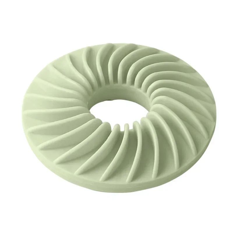 Soft Round TPR Leakage Food Pet Toy Interactive